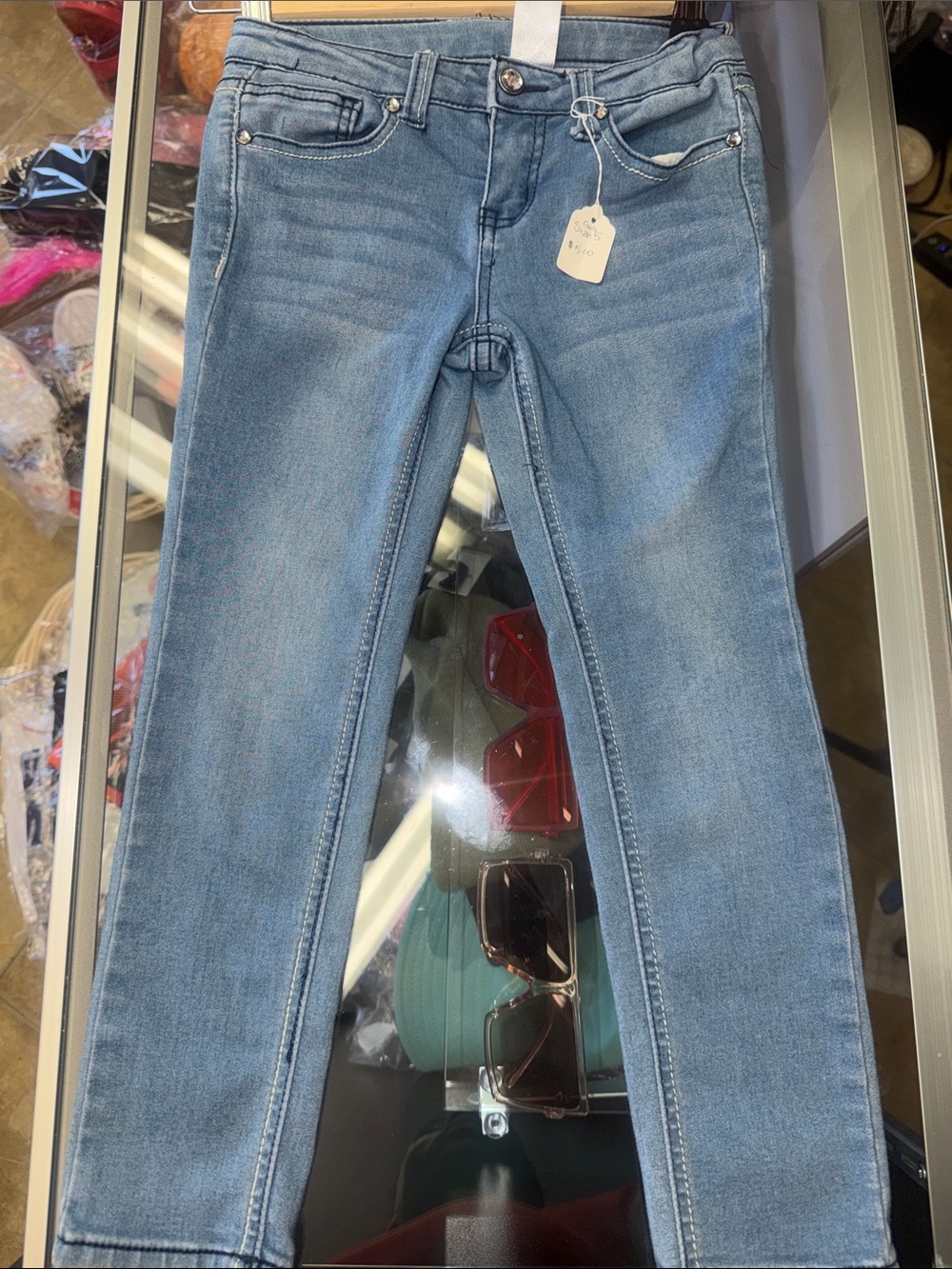 Light Wash Women’s Stretch Jeans - Classic Slim Fit